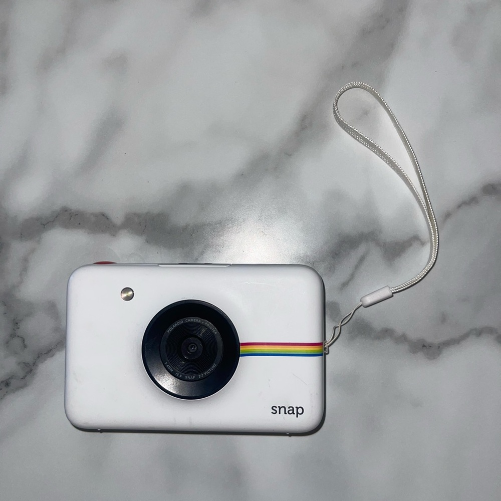 Polaroid Snap Camera - Picture 3 of 5
